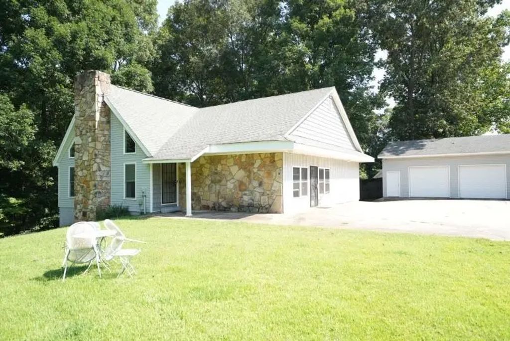209 Hiram Way, Hiram
