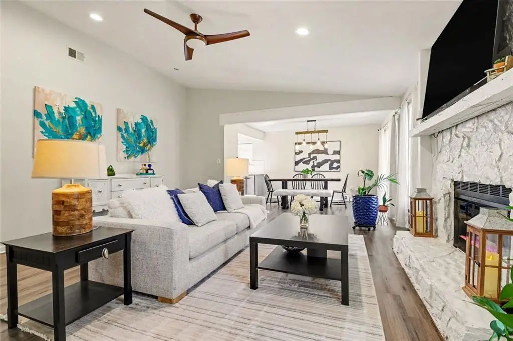 1370 Terramont Drive, Roswell