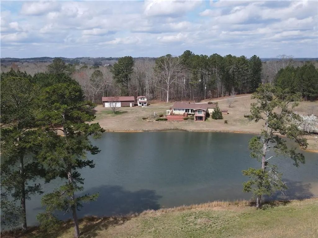 744 Welcome To Sargent Road, Newnan