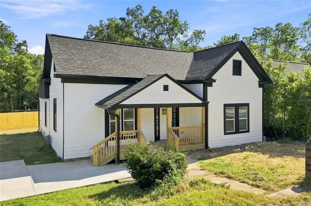 7516 Conyers Street, Lithonia