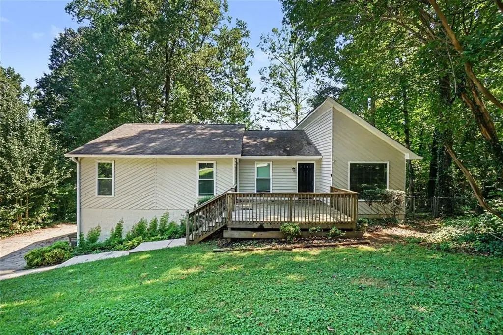 823 Moonlit Lane Nw, Acworth