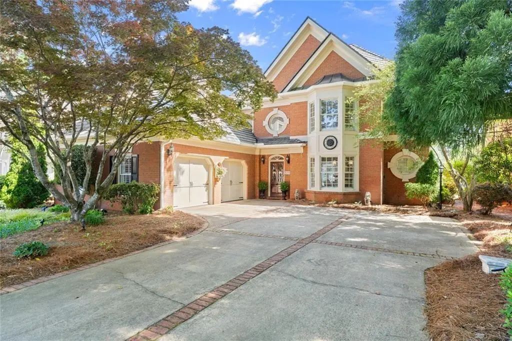 4200 Brookside Lane, Roswell