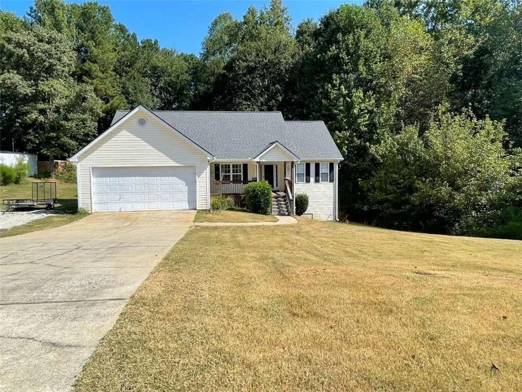 587 Saddle Ridge Drive, Bethlehem