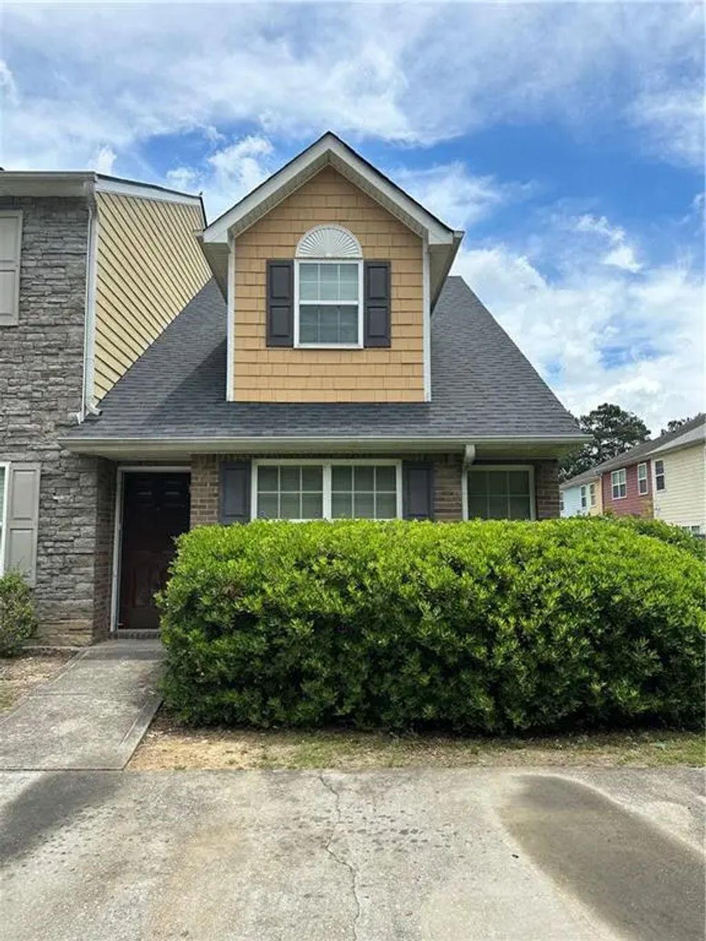 2643 Haligan Point, Riverdale