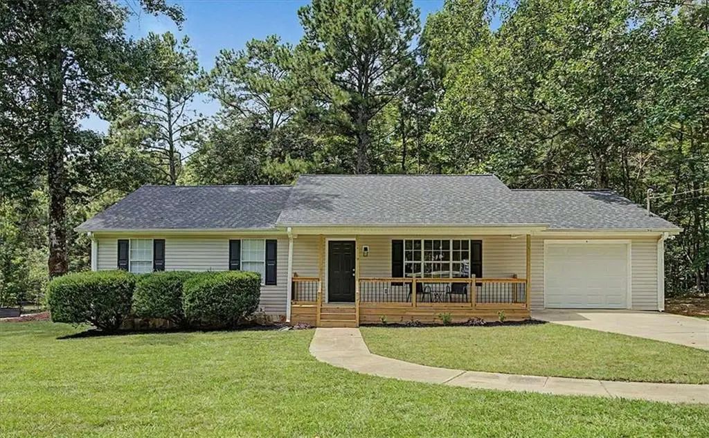 110 Mooyn Road, Carrollton
