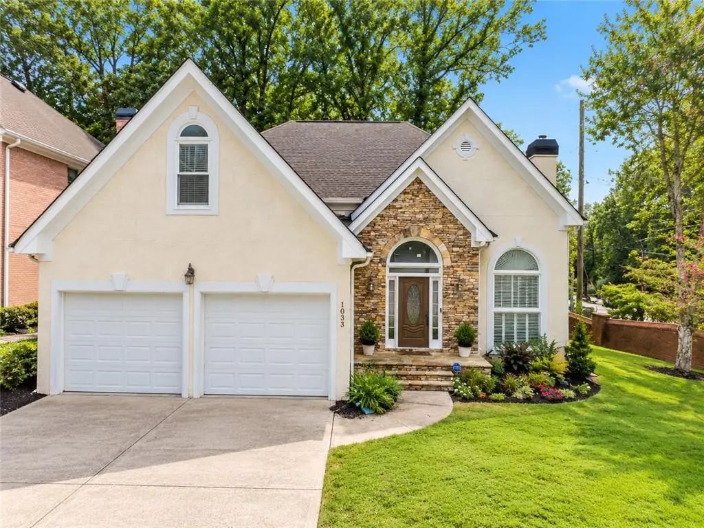 1033 Spalding Club Court, Atlanta