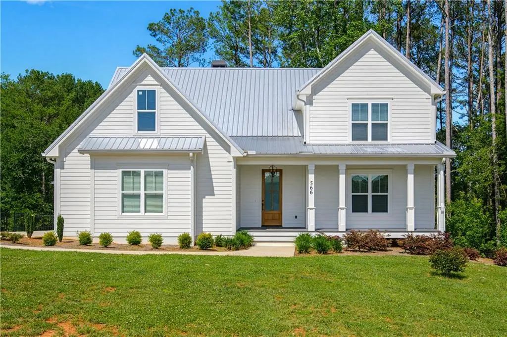 566 Roper Drive, Clarkesville