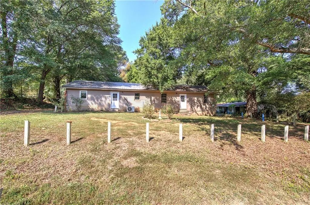 46 Young Street, Cartersville