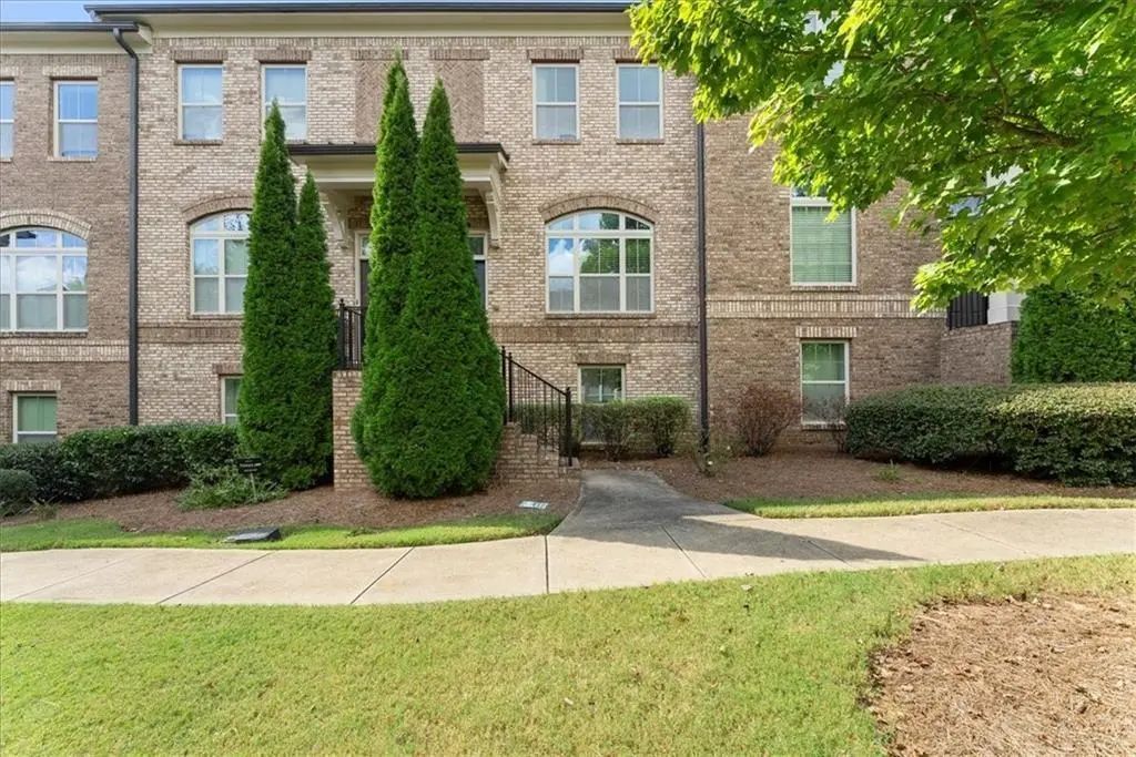 7528 Highlands Point, Atlanta