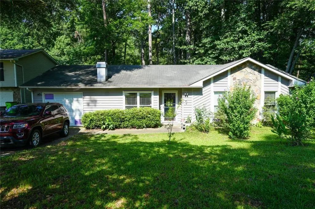 8265 Park Ridge Drive, Riverdale