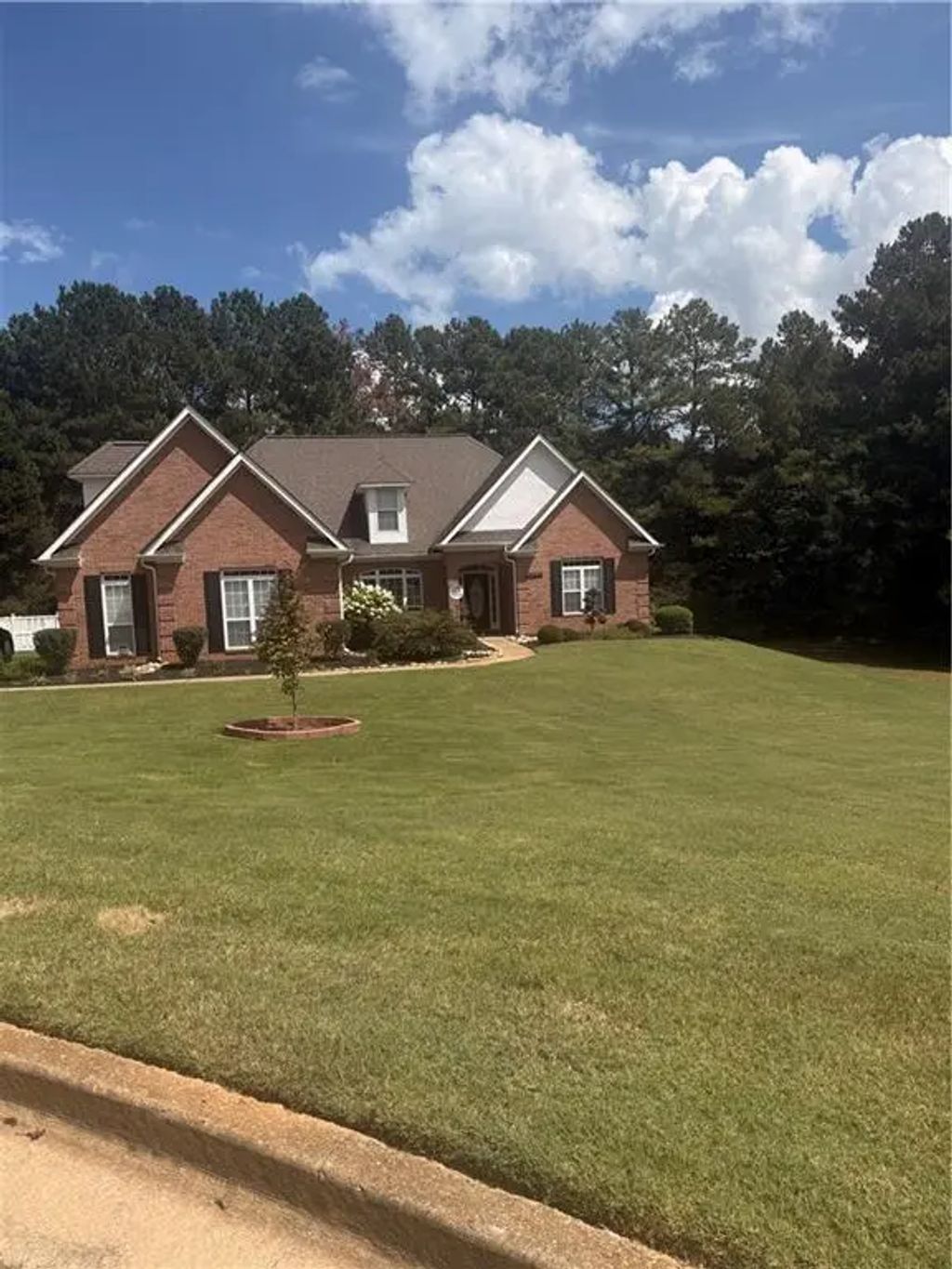 1008 Elaine Court, Mcdonough
