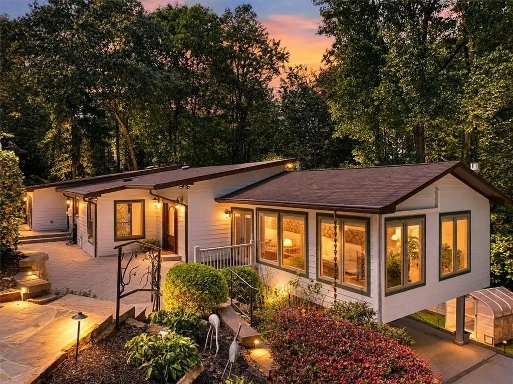 23 Blue Heron Point, Acworth