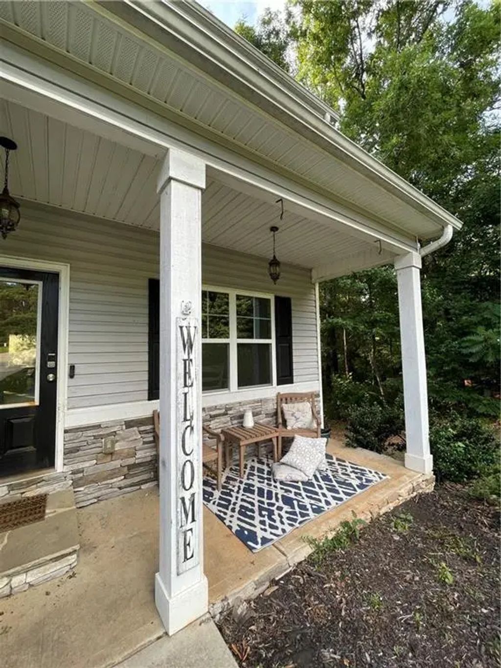 180 Smokey Ridge Drive, Newnan