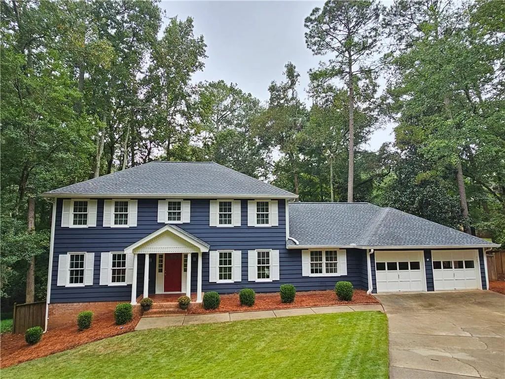 165 Ridge Point Close, Roswell