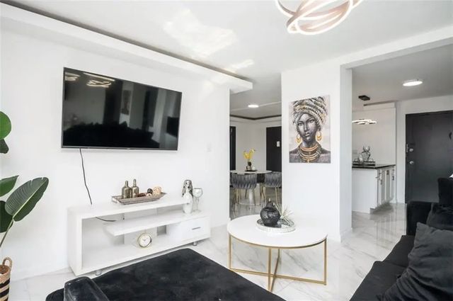 Unit 707 - 215 Piedmont Avenue Ne, Atlanta