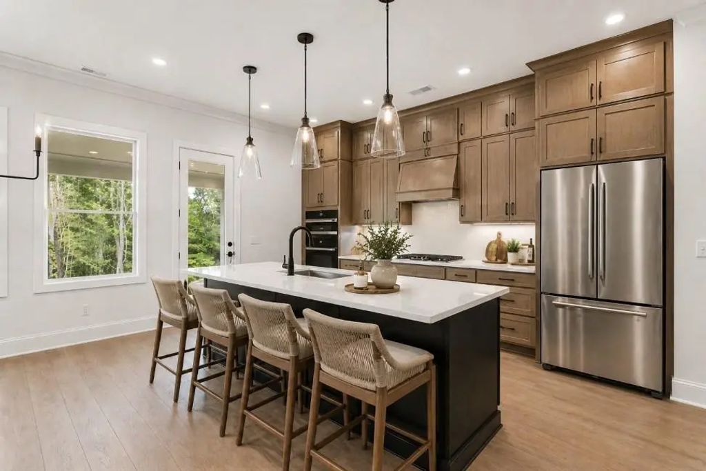 2711 Byess Court, Marietta