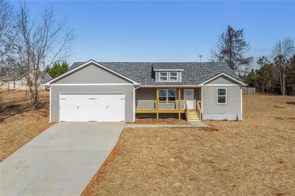 613 Cypress Drive, Mount Airy