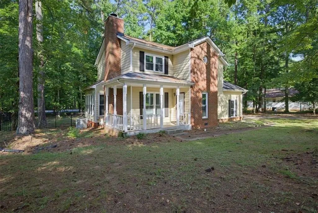 210 Groveland Drive, Peachtree City