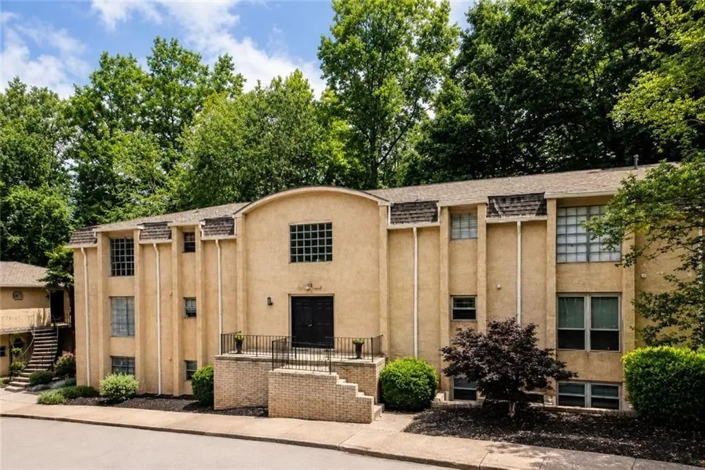 Unit L6 - 5400 Roswell Road, Atlanta