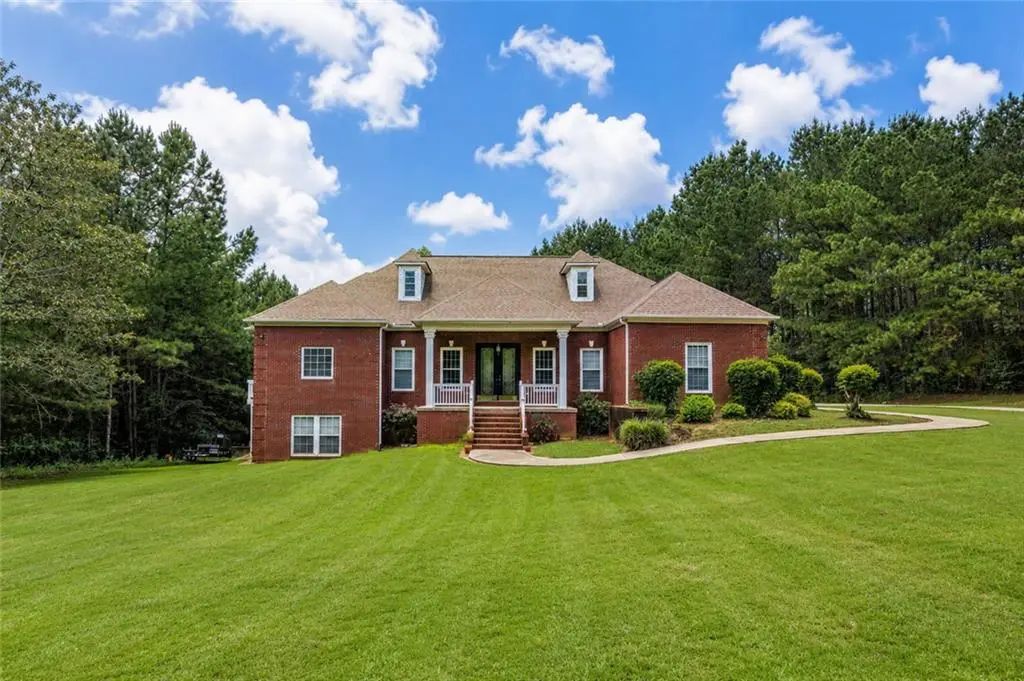 166 Freedom Lane, Commerce