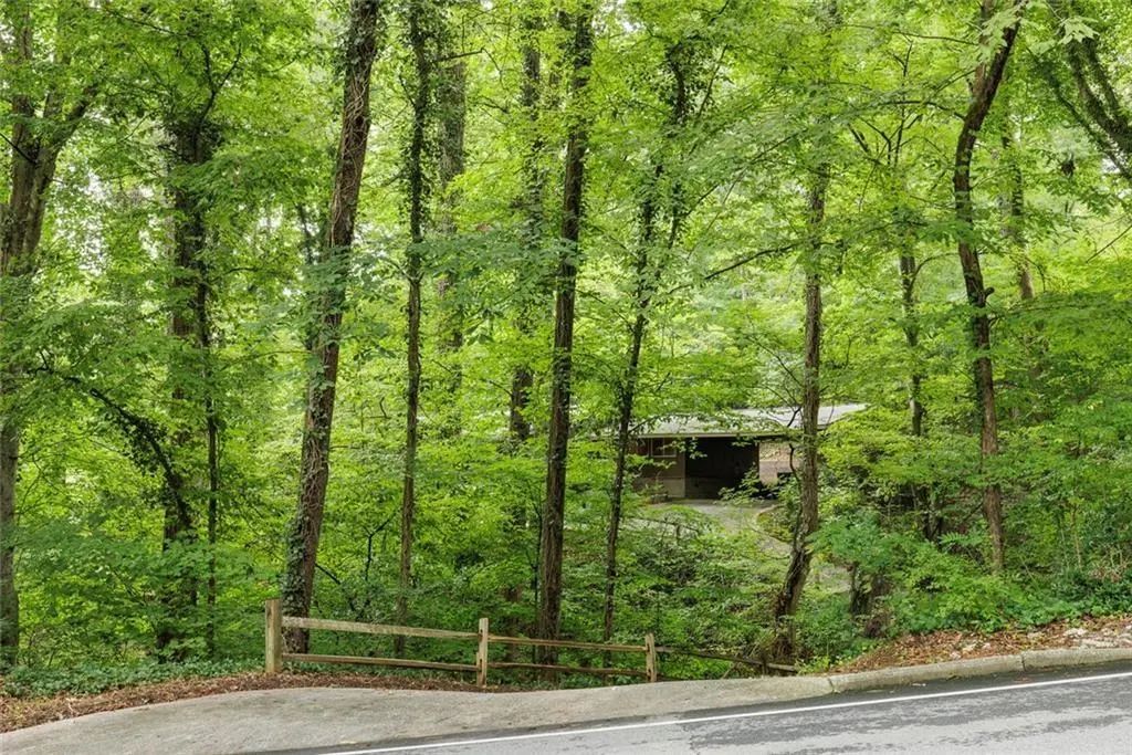 4961 Rebel Trail, Atlanta