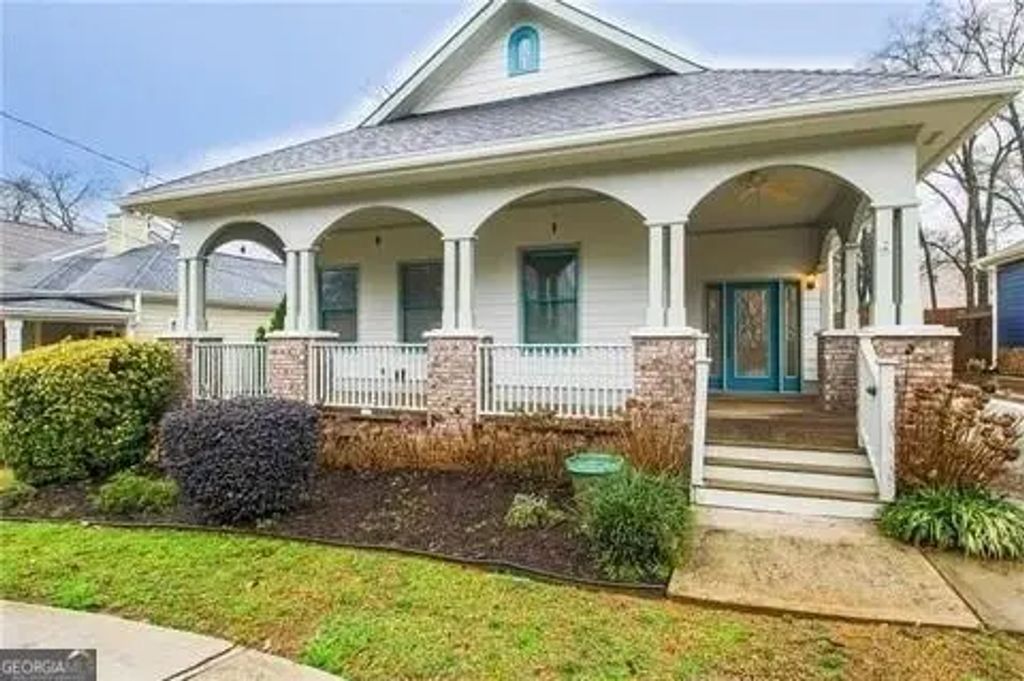 1338 Mercer Avenue, East Point
