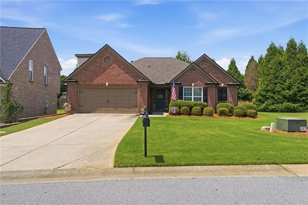 6010 Riverwood Drive, Braselton