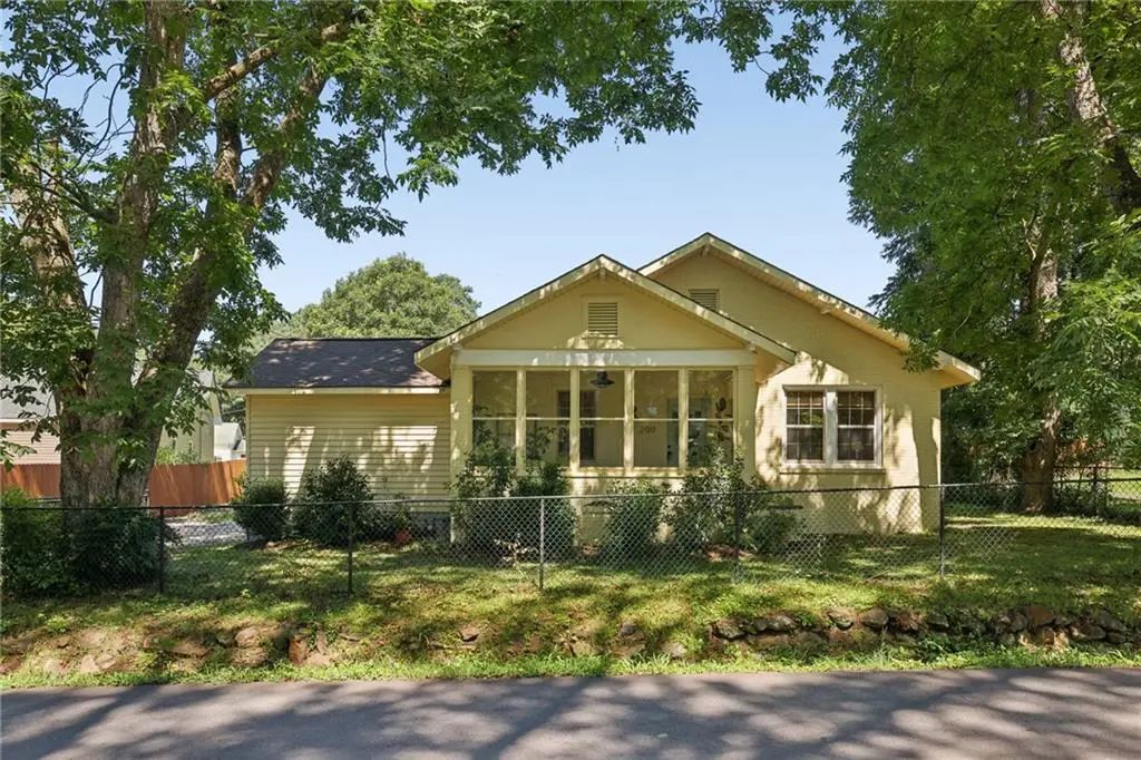 200 S Jackson Street, Hartwell