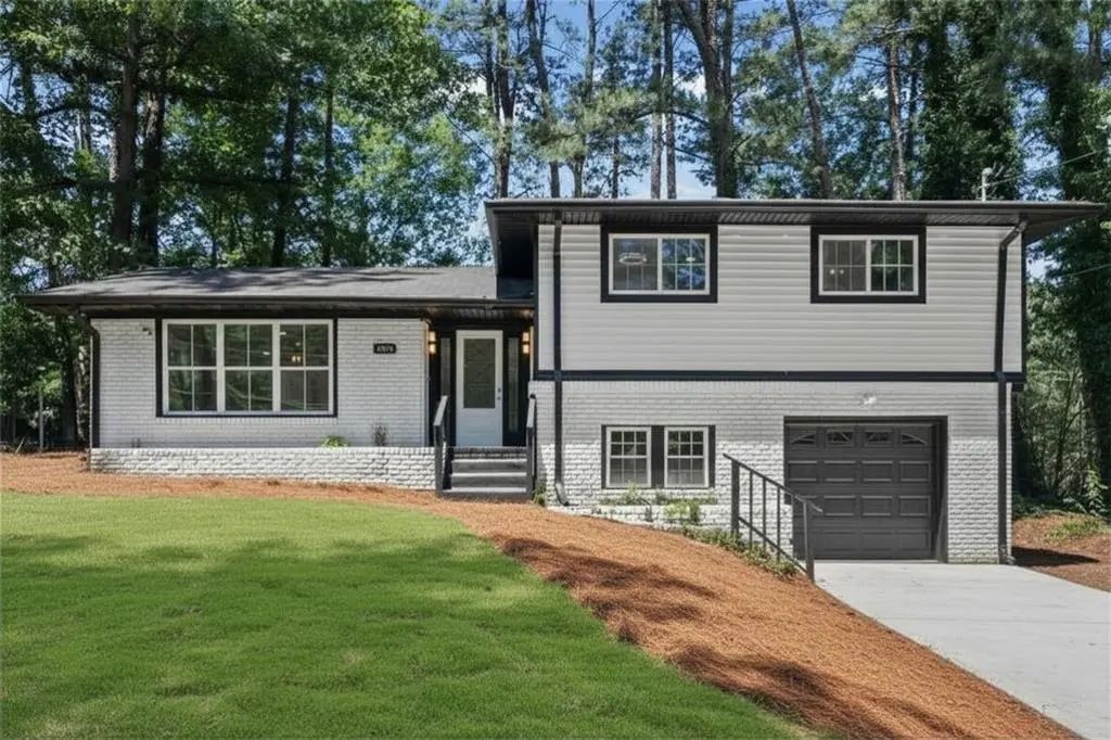 3025 Mckenzie Road, Atlanta
