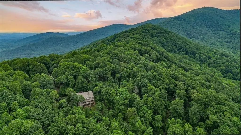 43 Toland Way, Big Canoe