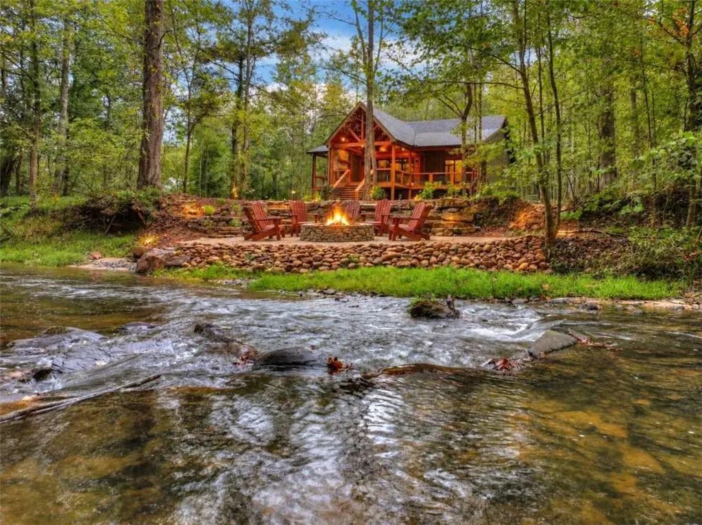 318 Misty Valley Lane, Ellijay