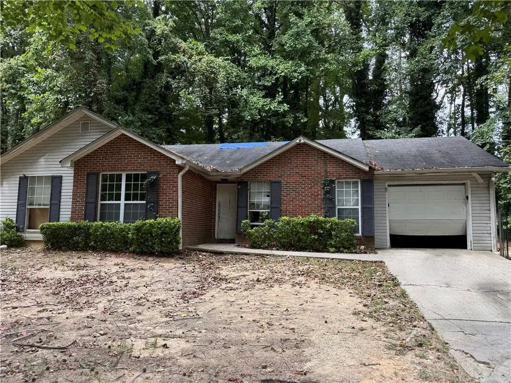 2033 Pine Cone Drive, Atlanta