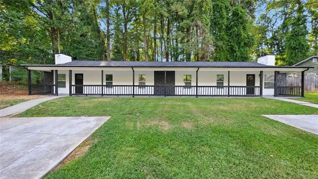 2112 Valley Oaks Drive Se, Smyrna