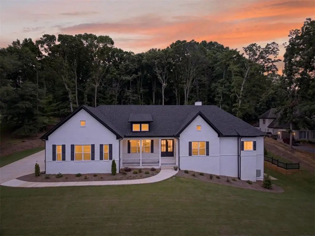 505 Old Collins Road, Hoschton