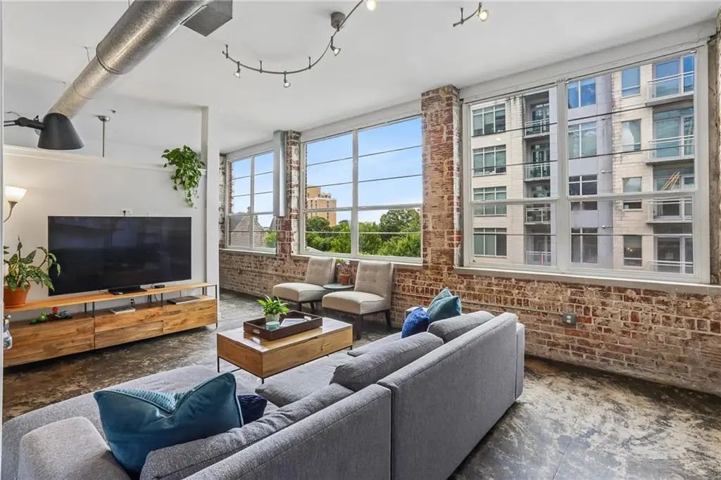 Unit 8613 - 800 Peachtree Street Ne, Atlanta
