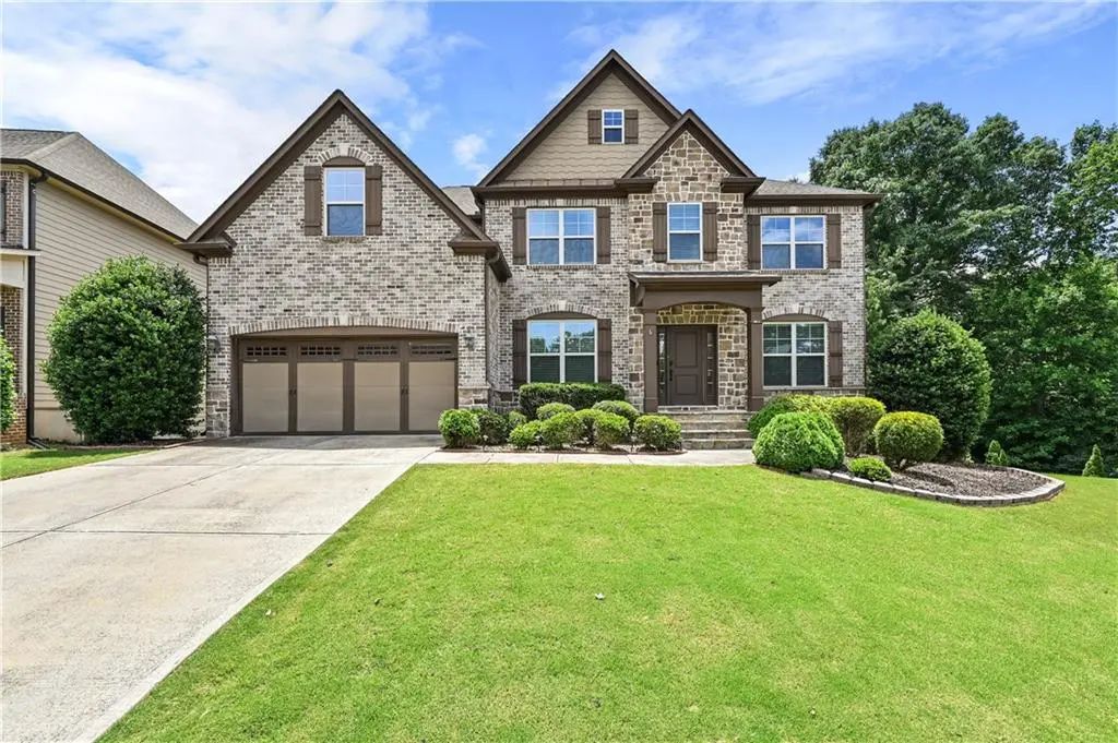 416 Ridge Walk Court, Sugar Hill