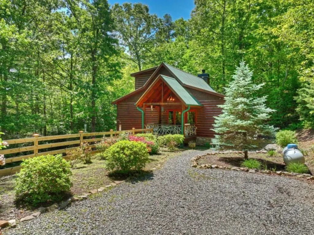101 Overlook Road, Blue Ridge