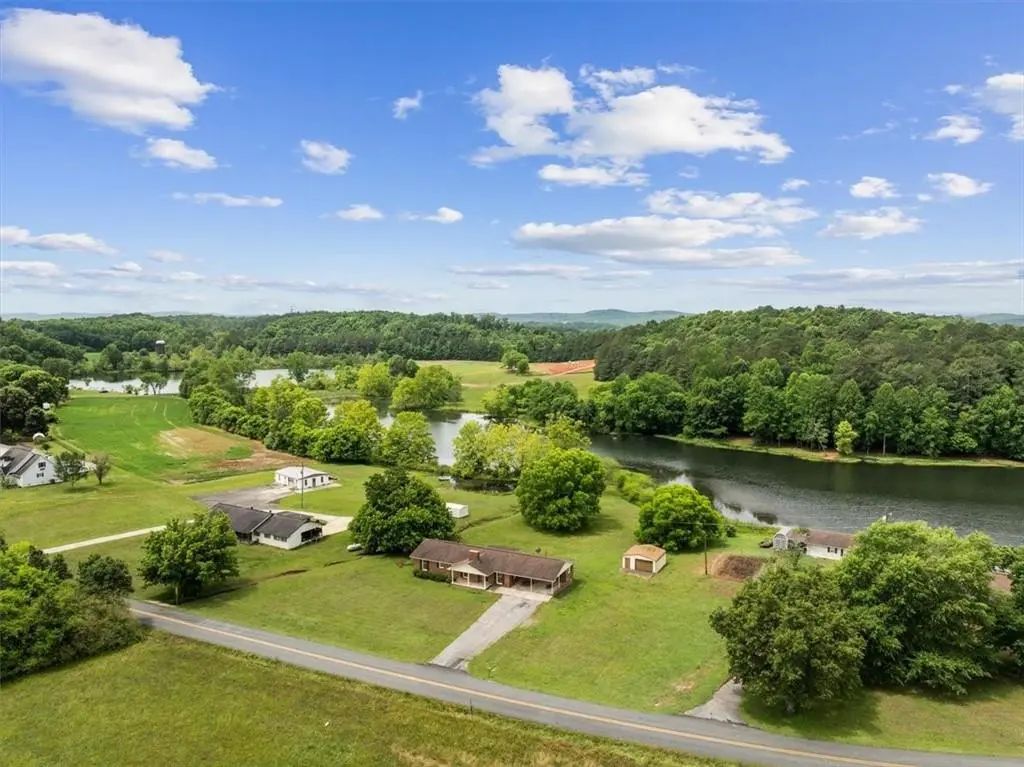 687 Johnson Lake Road Se, Adairsville