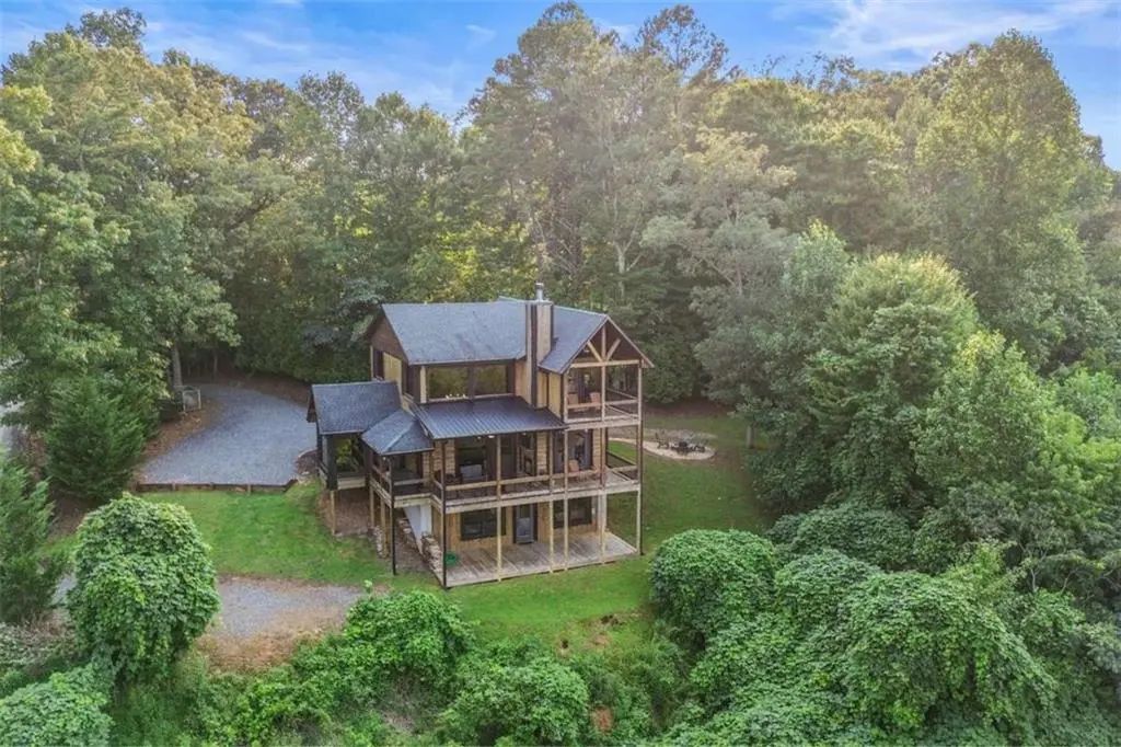 231 Kyle Road, Blue Ridge
