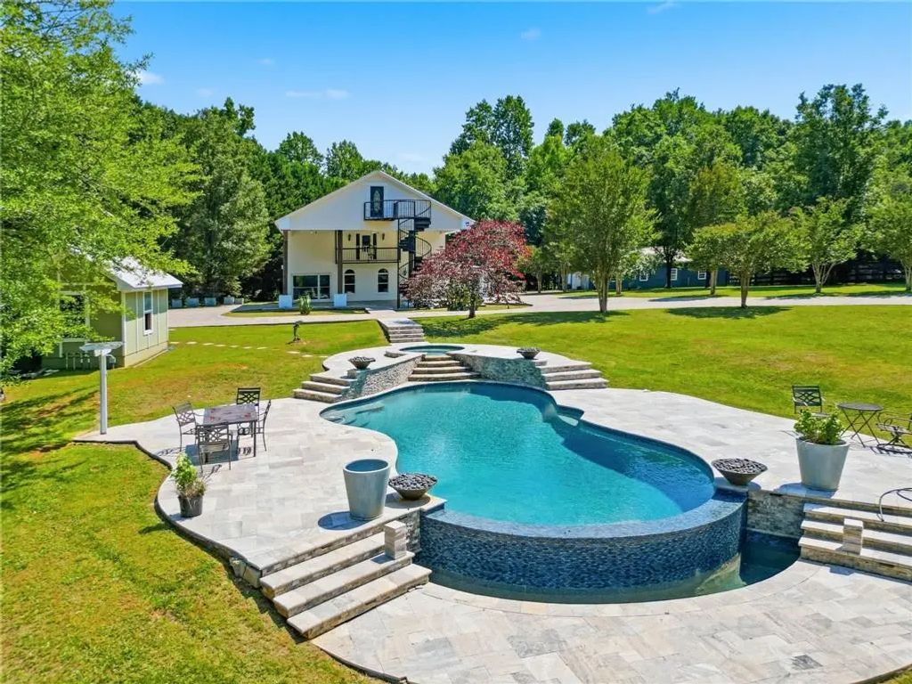 7832 A C Smith Road, Cumming