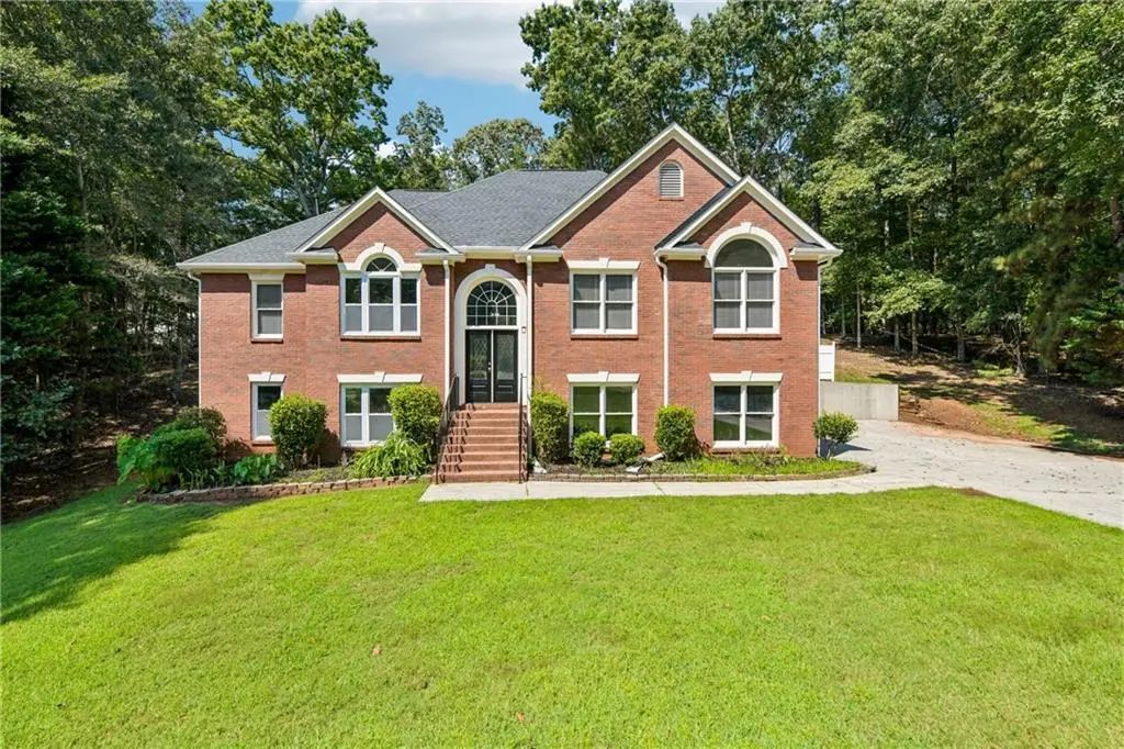 6608 Windbrook Way, Flowery Branch