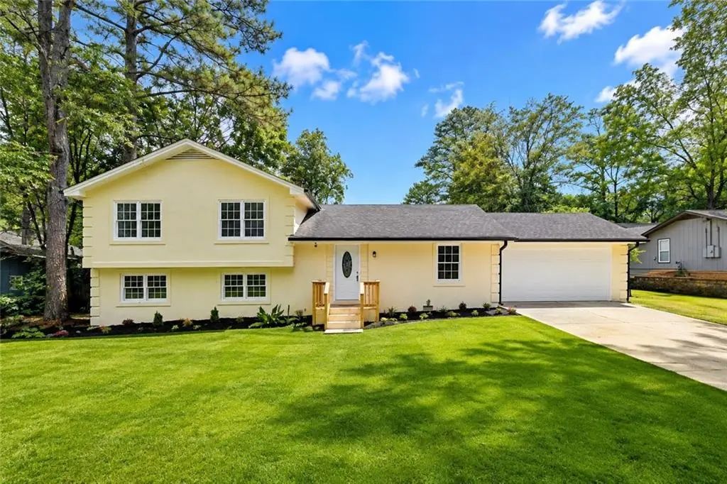 759 Springwood Drive Nw, Lilburn