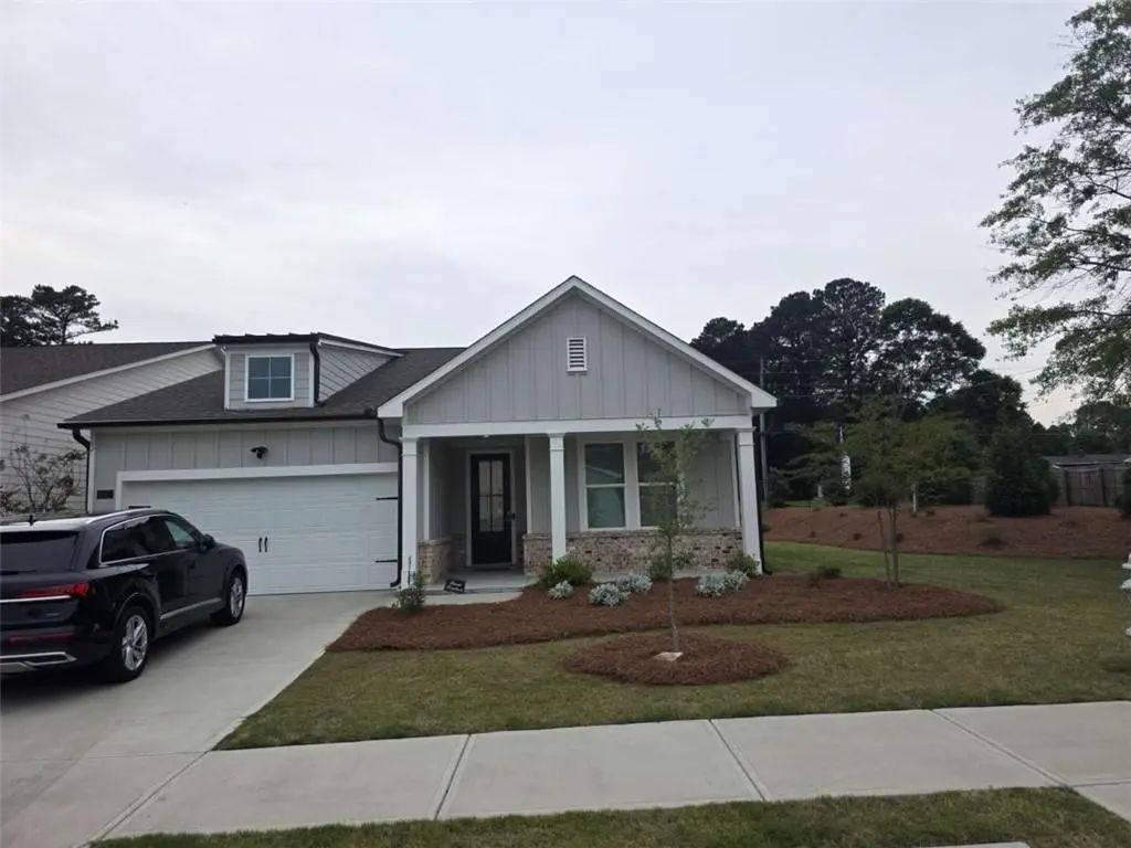 1633 Juniper Berry Way, Loganville