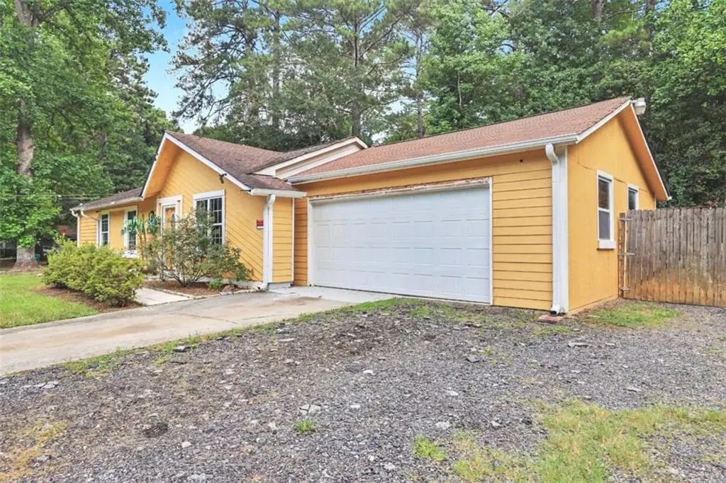 9018 Huntwood Lane, Riverdale