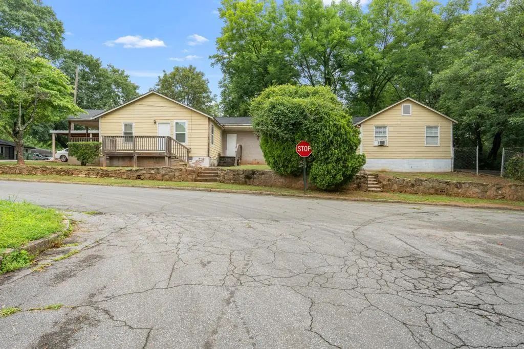 1318 Eason Street Nw, Atlanta