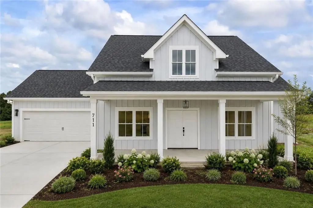 711 Racetrack Road, Toccoa