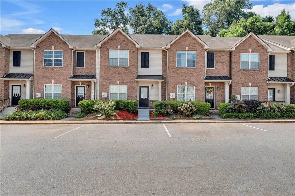 2827 Creek Bottom Court, Gainesville