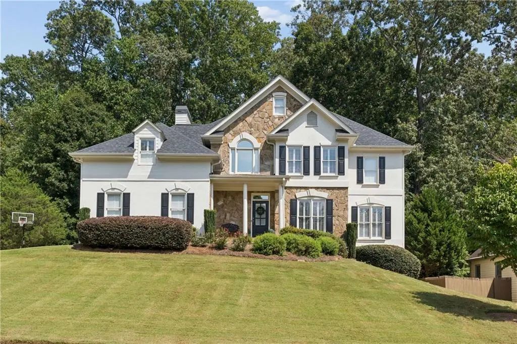 3090 Salisbury Drive, Alpharetta