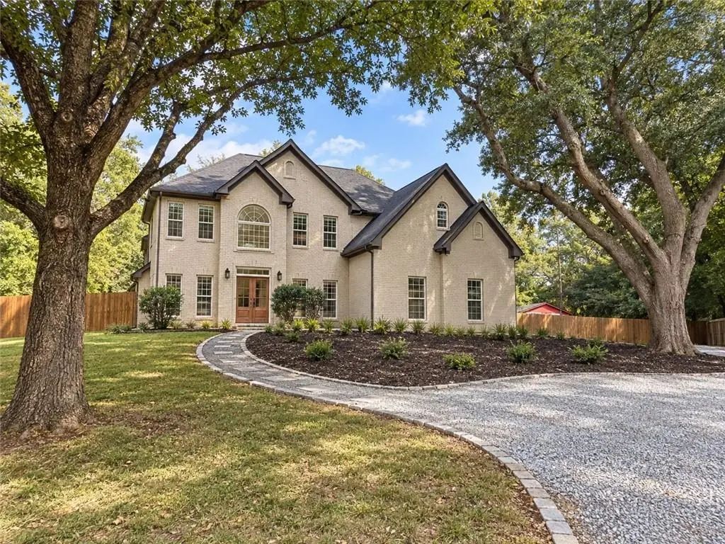 4049 Due West Road, Marietta