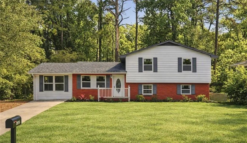 7348 Mockingbird Trail, Riverdale